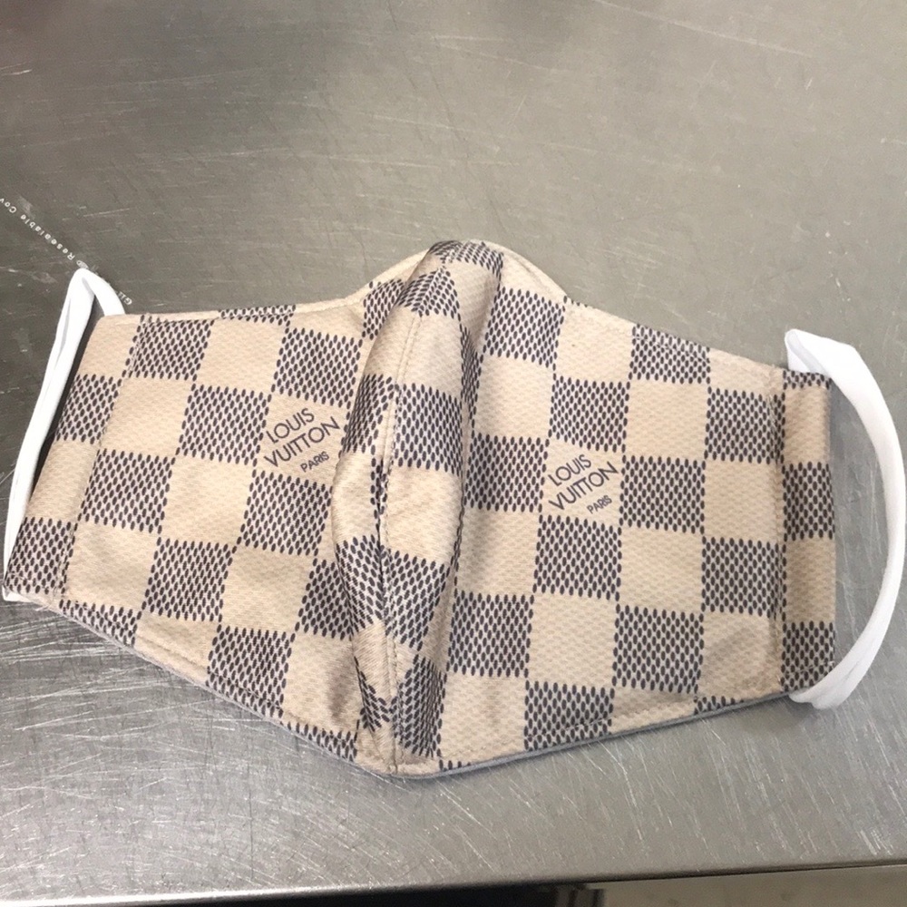 Louis Vuitton inspire face mask
